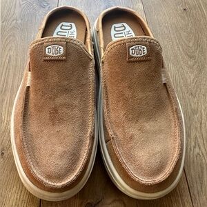 Hey Dude clogs